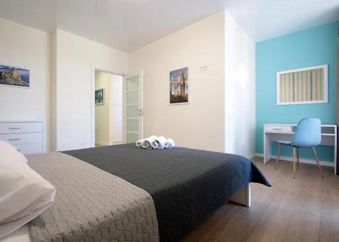 Lviv Nest Center Aparts
